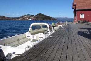 angelreisen norwegen furrehytter stavanger angelboot